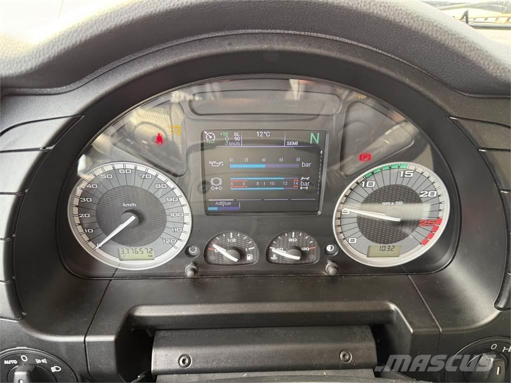 Iveco AS280 6X2 Camion con gancio di sollevamento
