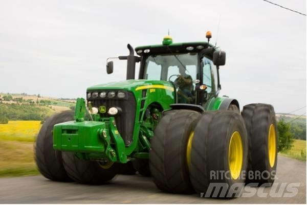 John Deere JD8270 Trattori