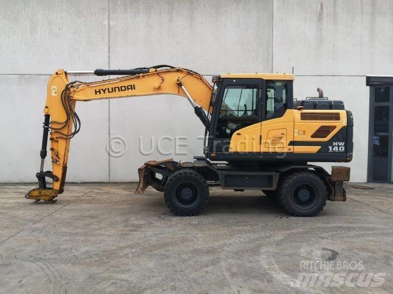Hyundai HW140 Escavatori gommati
