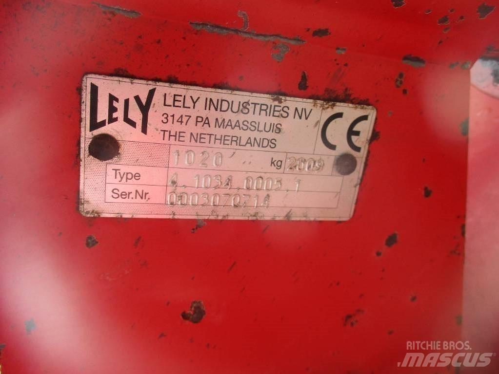 Lely Lotus 770 AWS Ranghinatori