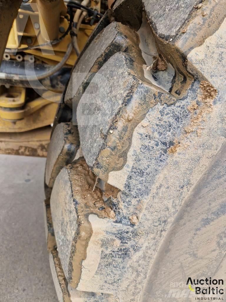 CAT 735C Dumpers articolati