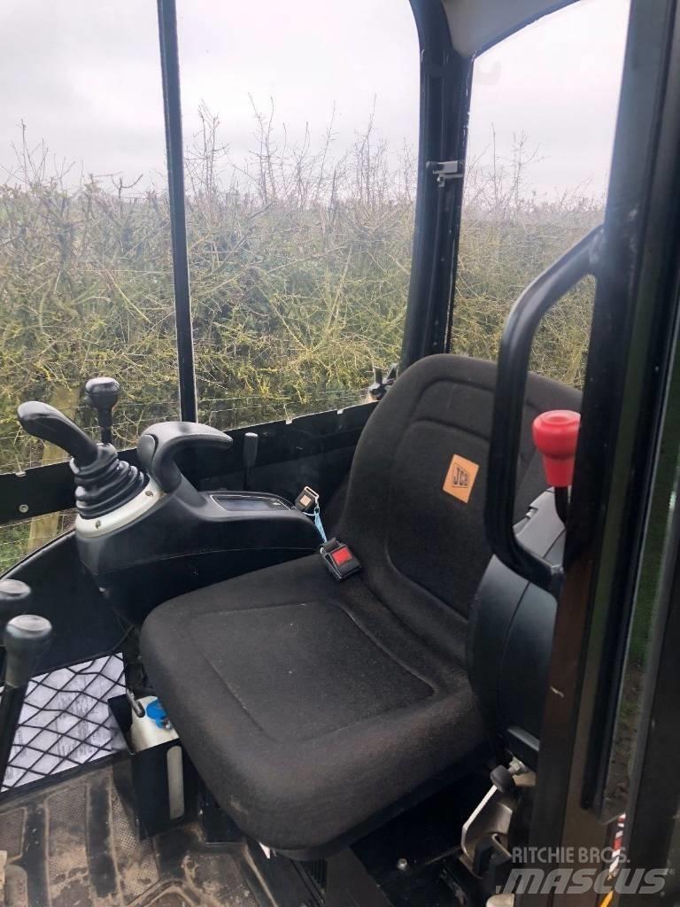 JCB 8026 CTS Miniescavatori
