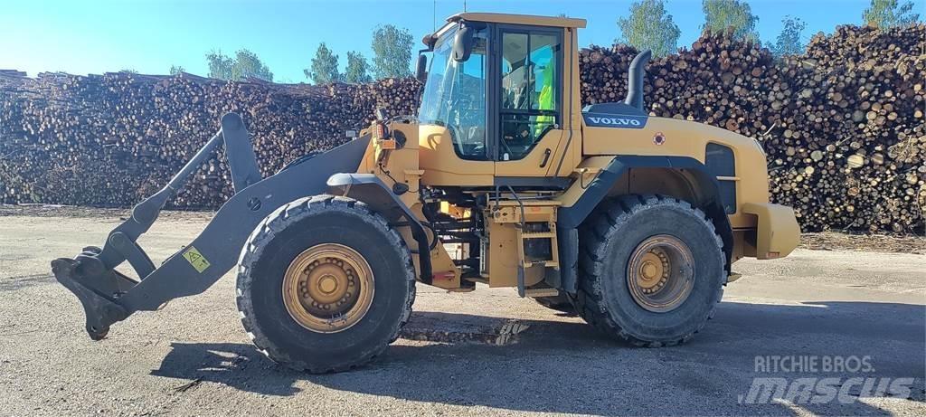 Volvo L110G Pale gommate