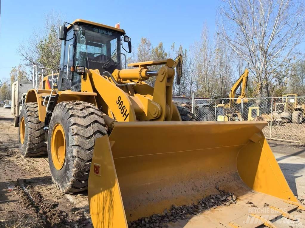 CAT 966H Pale gommate