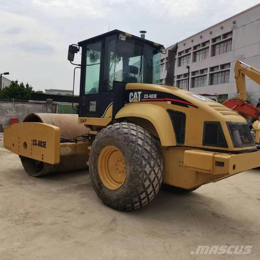 CAT CS 683 E Rulli monotamburo