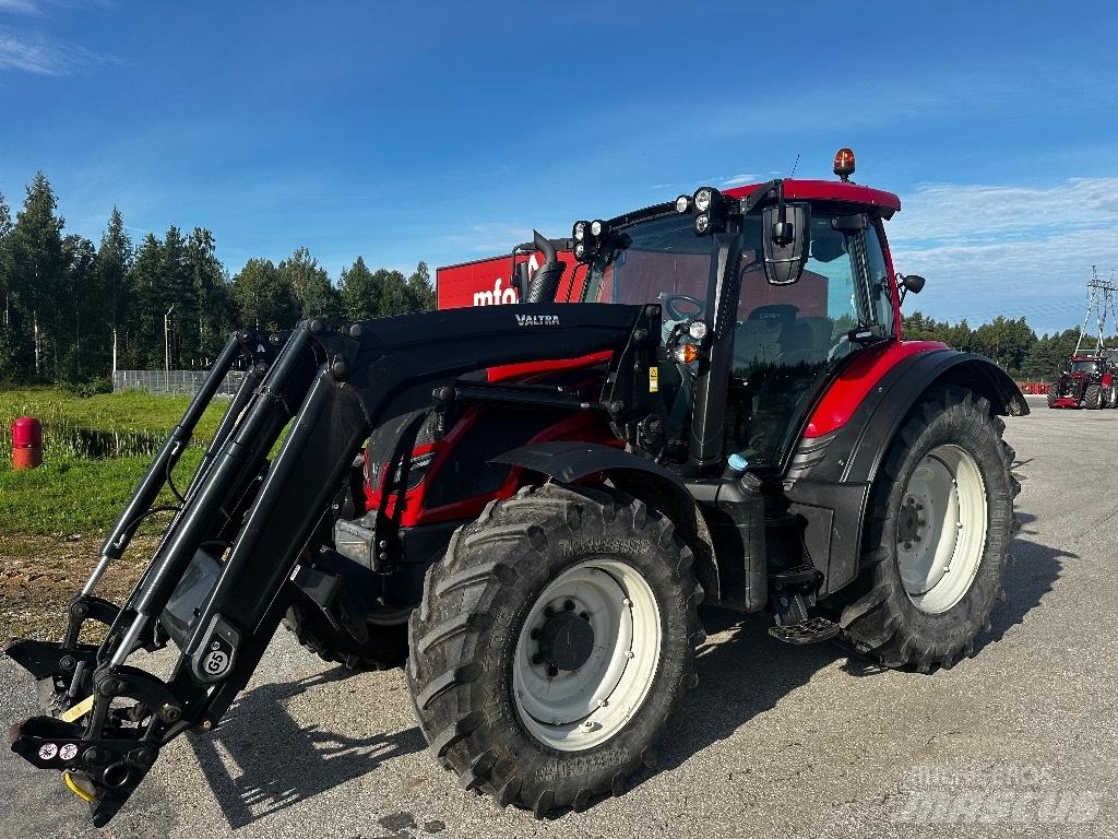 Valtra N 114 E Trattori