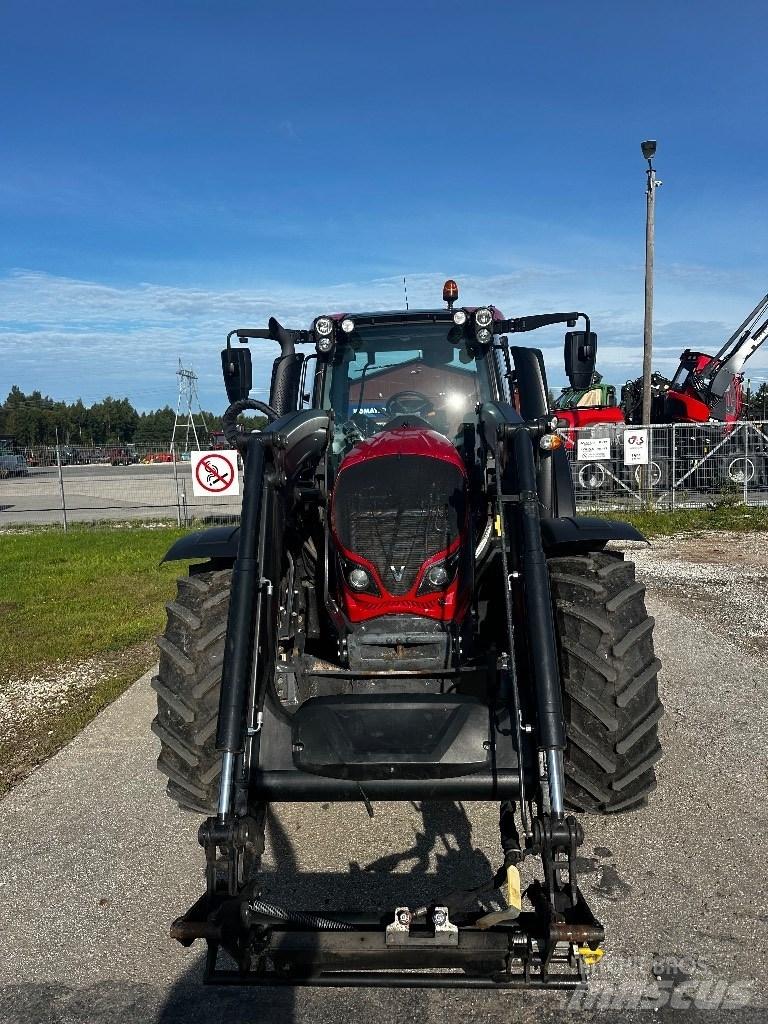 Valtra N 114 E Trattori