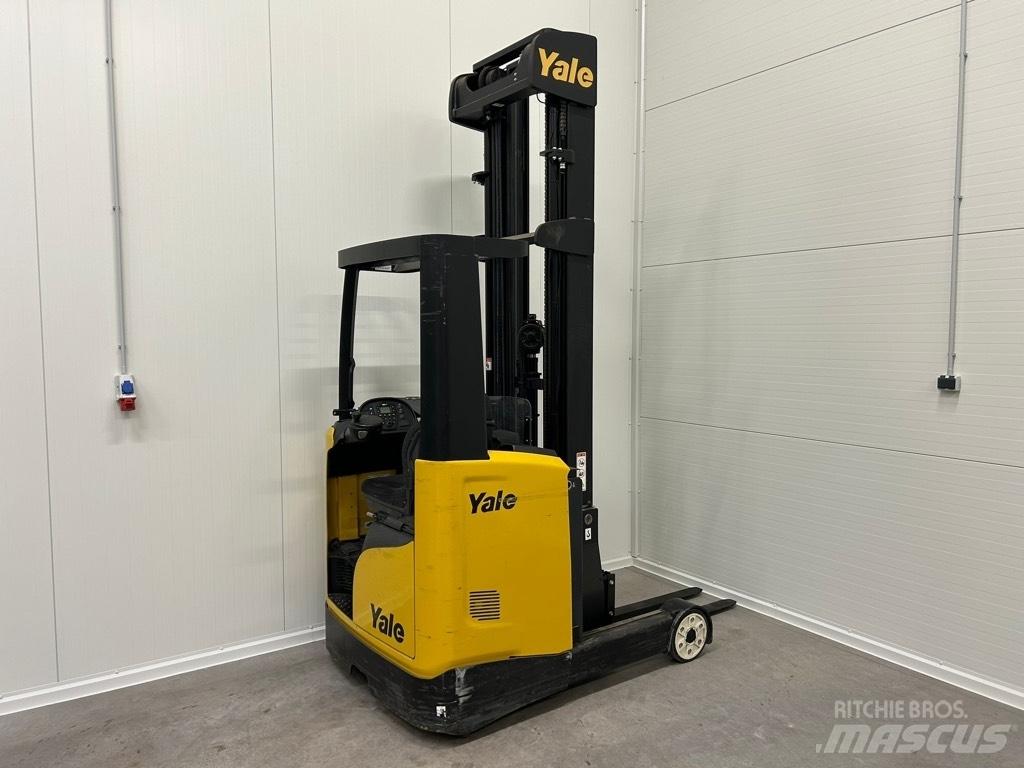 Yale MR 14 Carrello retrattile