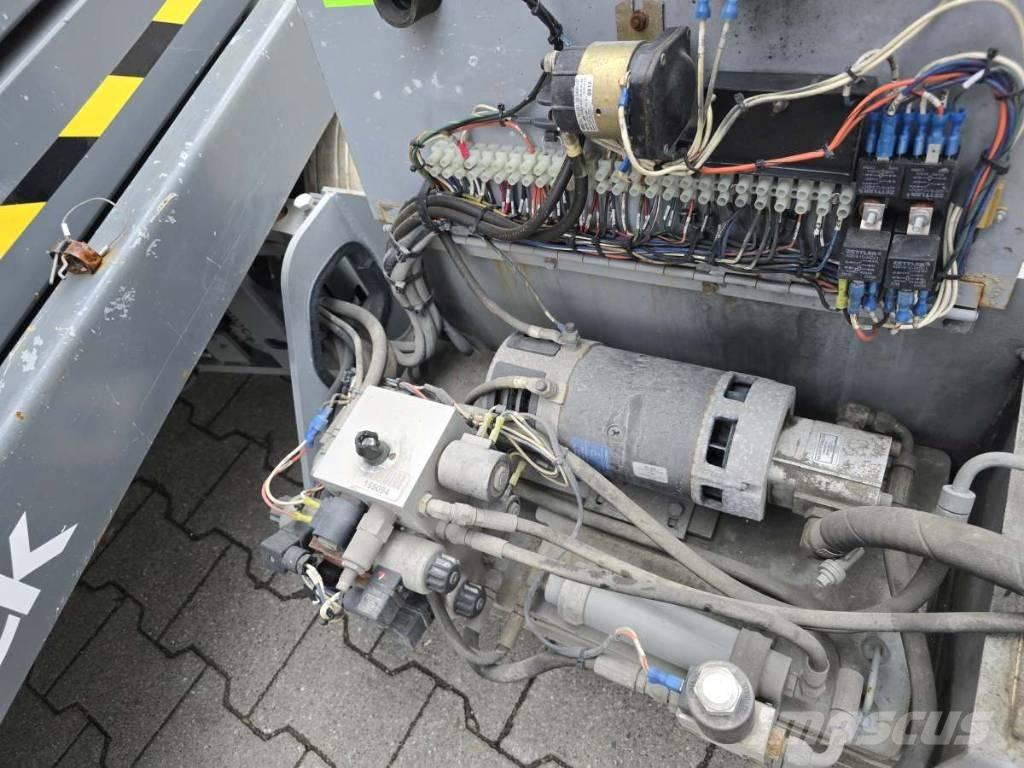 SkyJack SJ 3226 Piattaforme a pantografo