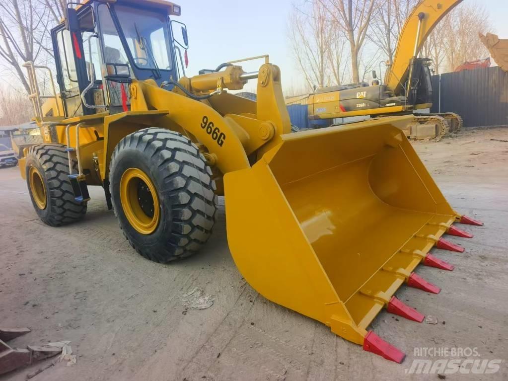 CAT 966 G Pale gommate