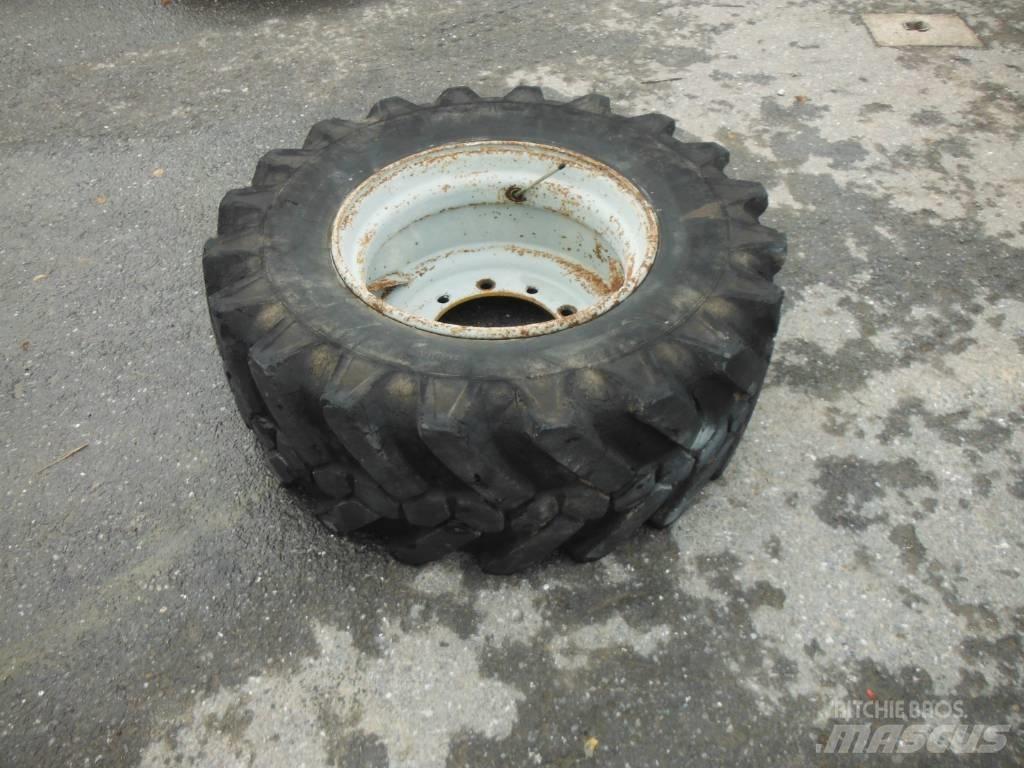 Michelin 15R22.5 Pneumatici, ruote e cerchioni