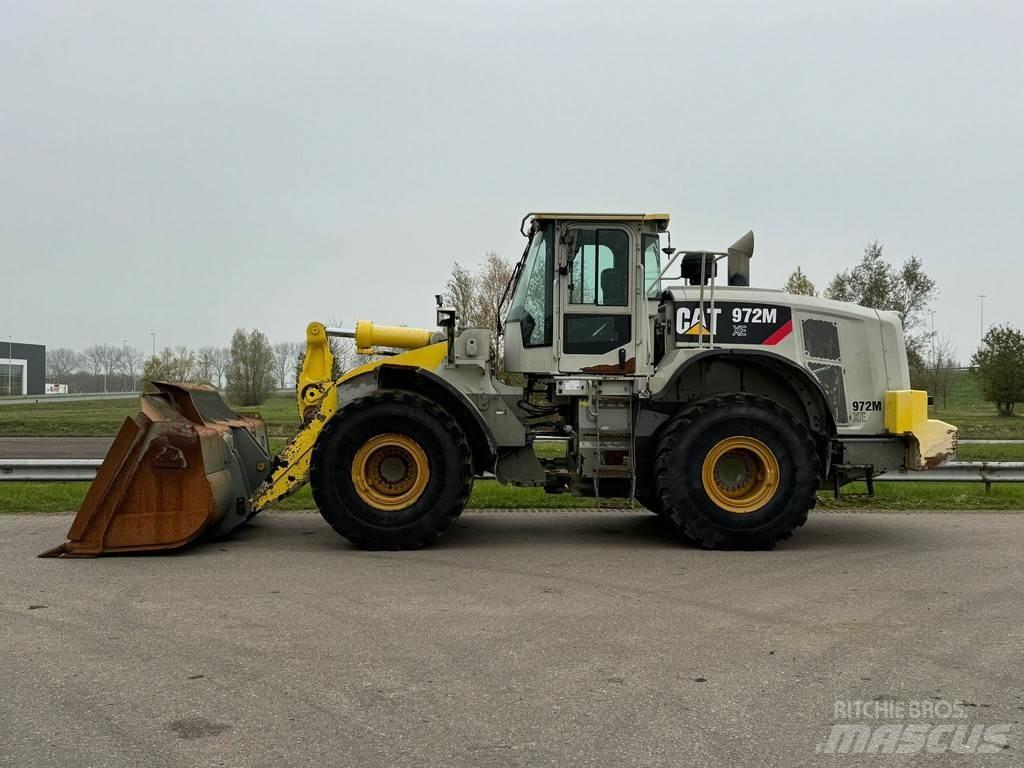 CAT 972M XE Pale gommate