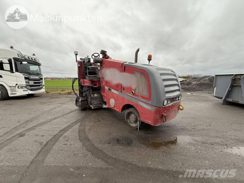 Wirtgen W 100 Fresa a freddo per asfalto