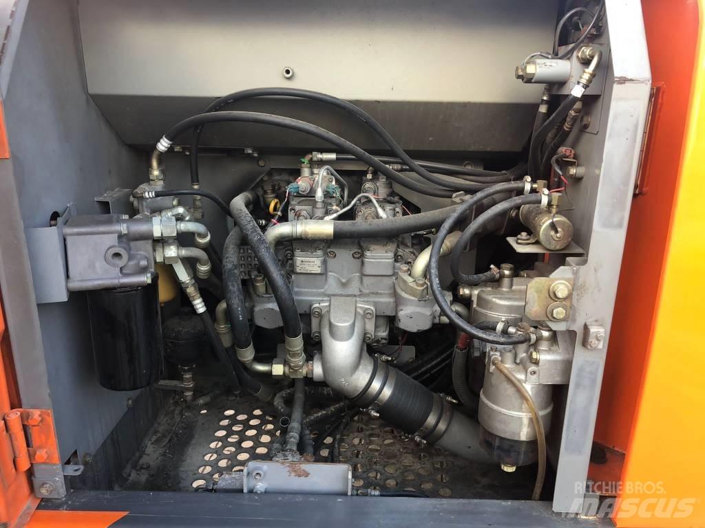 Hitachi ZX 210 LC-3 Escavatori cingolati