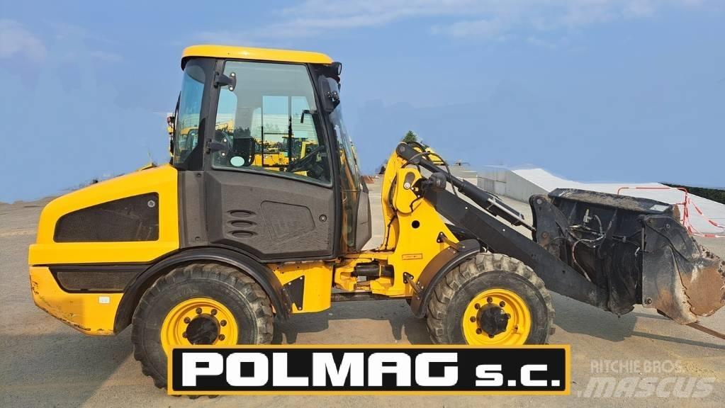 JCB 406 Pale gommate