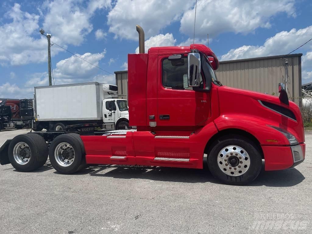 Volvo VNL64T300 Motrici e Trattori Stradali