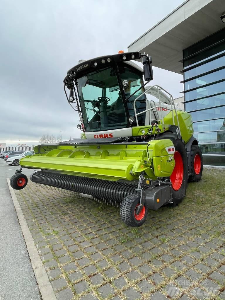 CLAAS Jaguar 960 Trince semoventi