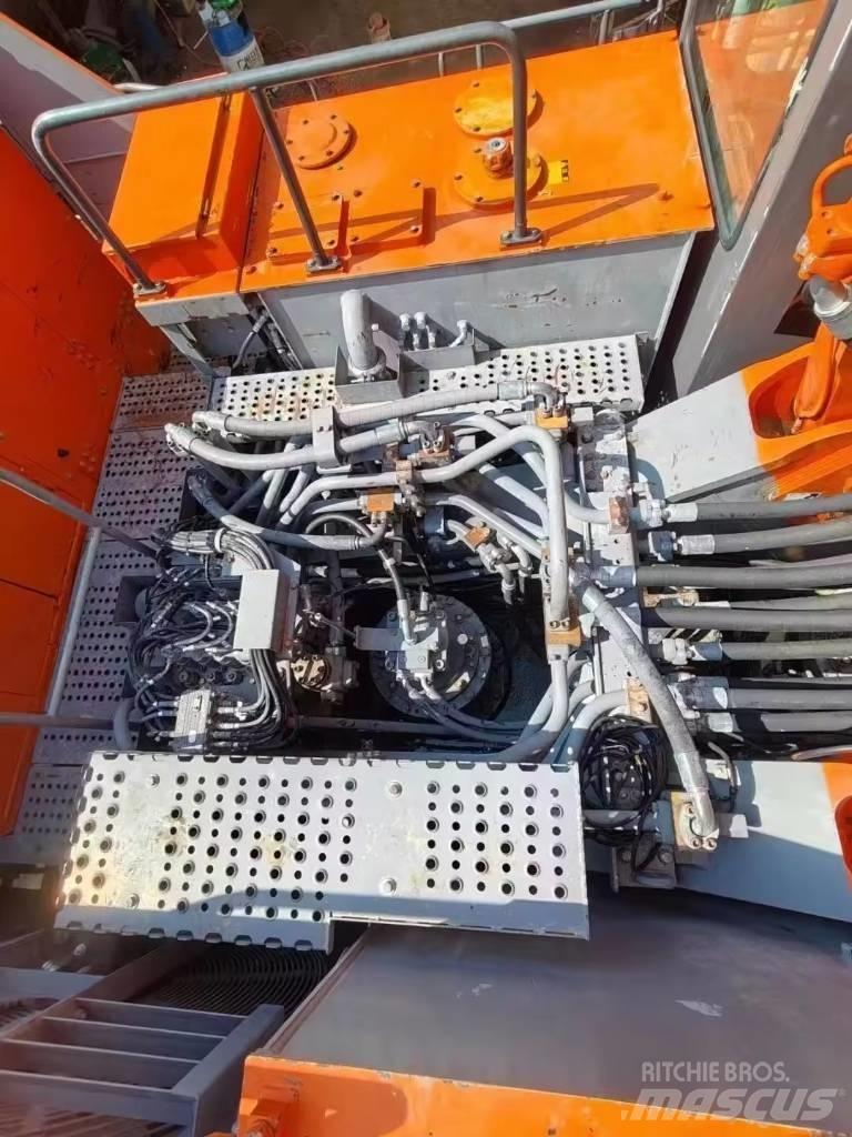 Hitachi EX 1200 Escavatori cingolati