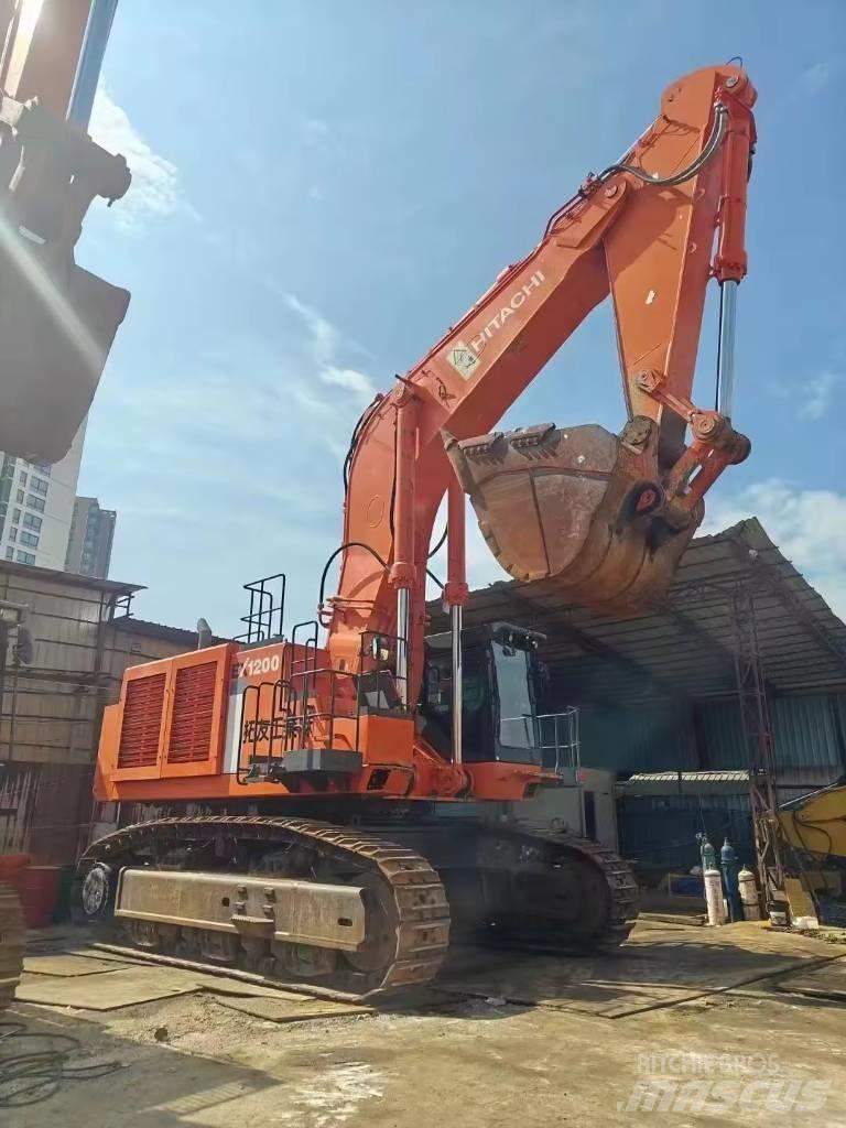 Hitachi EX 1200 Escavatori cingolati
