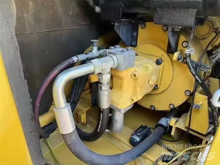 CAT 307 Escavatori cingolati