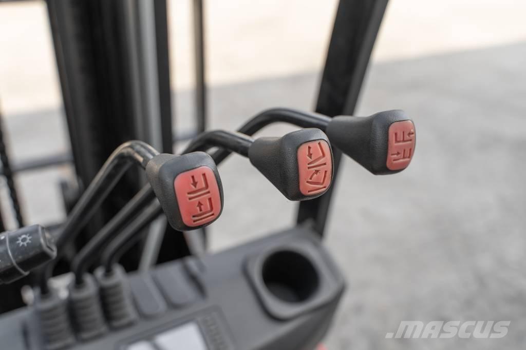 Manitou MI 25 D Carrelli elevatori diesel