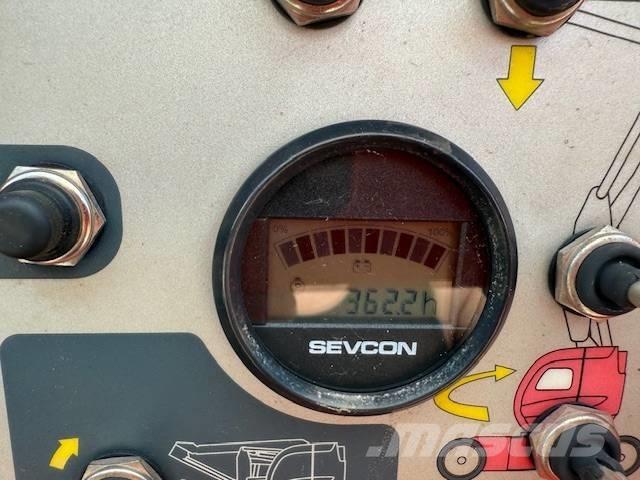 Manitou 170 AETJL Piattaforme a braccio articolato
