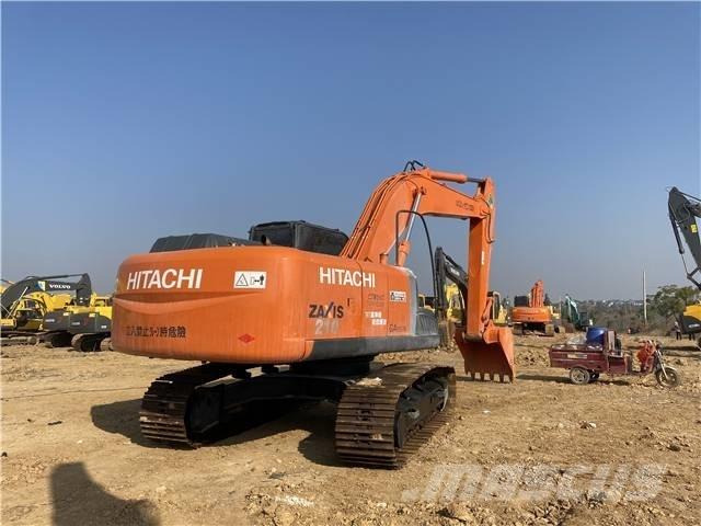 Hitachi ZX210 Escavatori cingolati