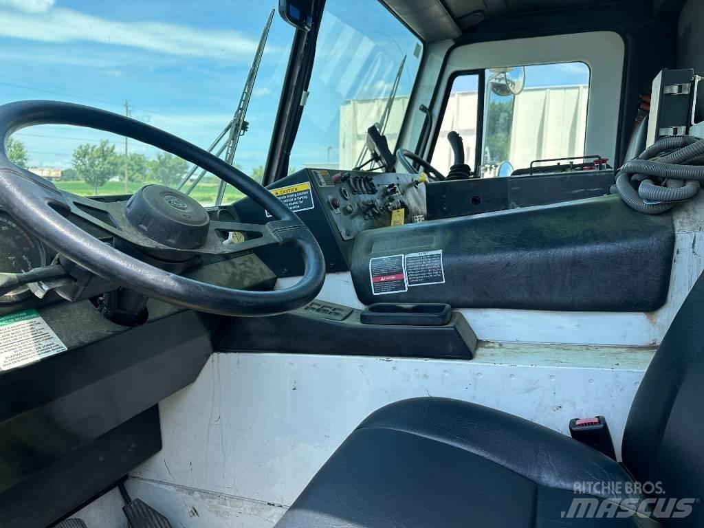 Mack LEU613 Camion dei rifiuti