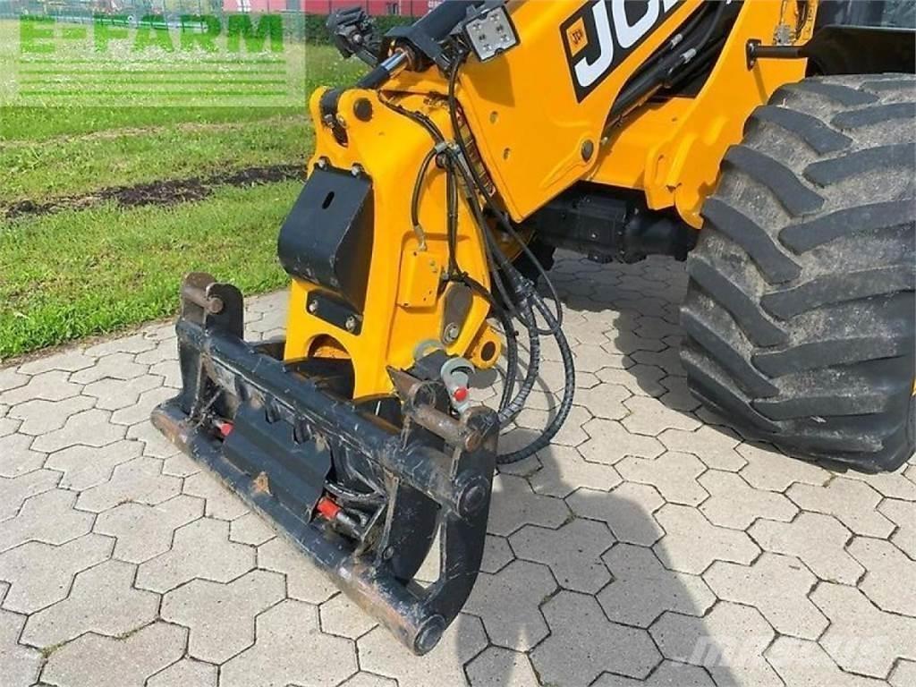 JCB tm 220 - 40 km/h Sollevatori telescopici per agricoltura