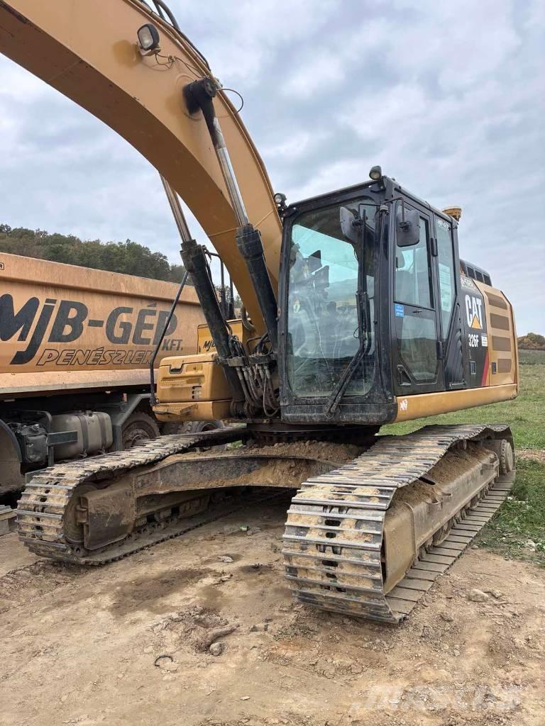 CAT 326 F Escavatori cingolati