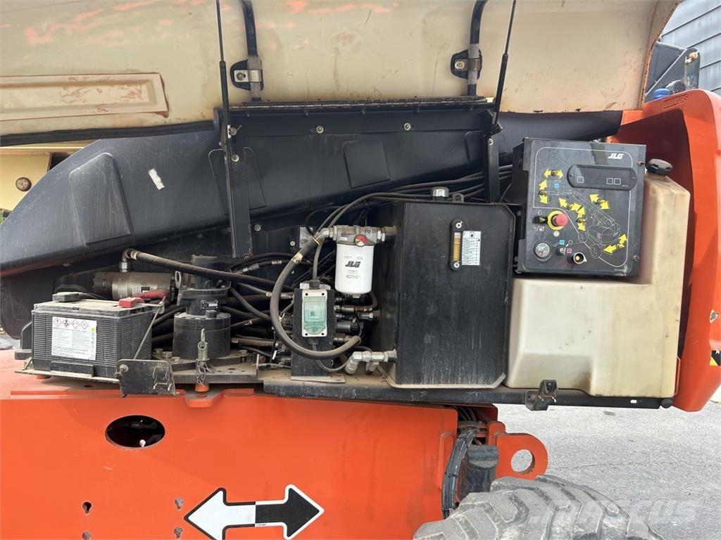 JLG 660SJ (10886) Piattaforme a braccio telescopico