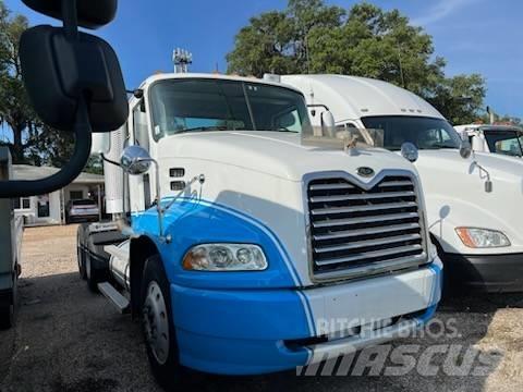 Mack CXN613 Motrici e Trattori Stradali