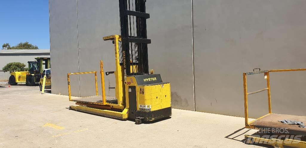 Hyster R30XMF2 Carico laterale