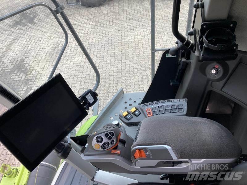 CLAAS LEXION 5300 Mietitrebbiatrici