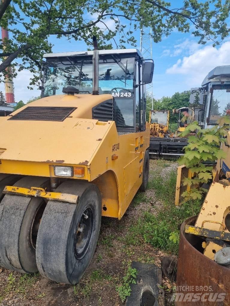 Ammann AP 240 Rulli gommati