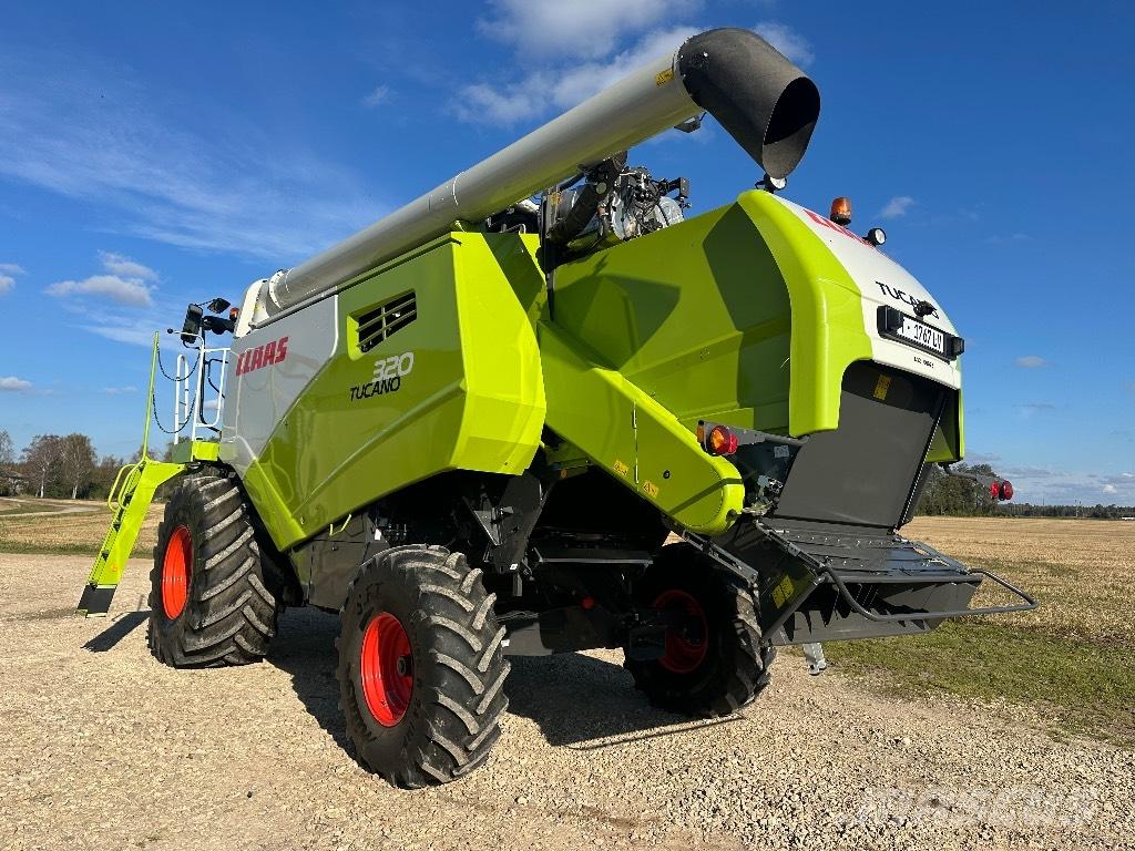 CLAAS Tucano 320 Mietitrebbiatrici