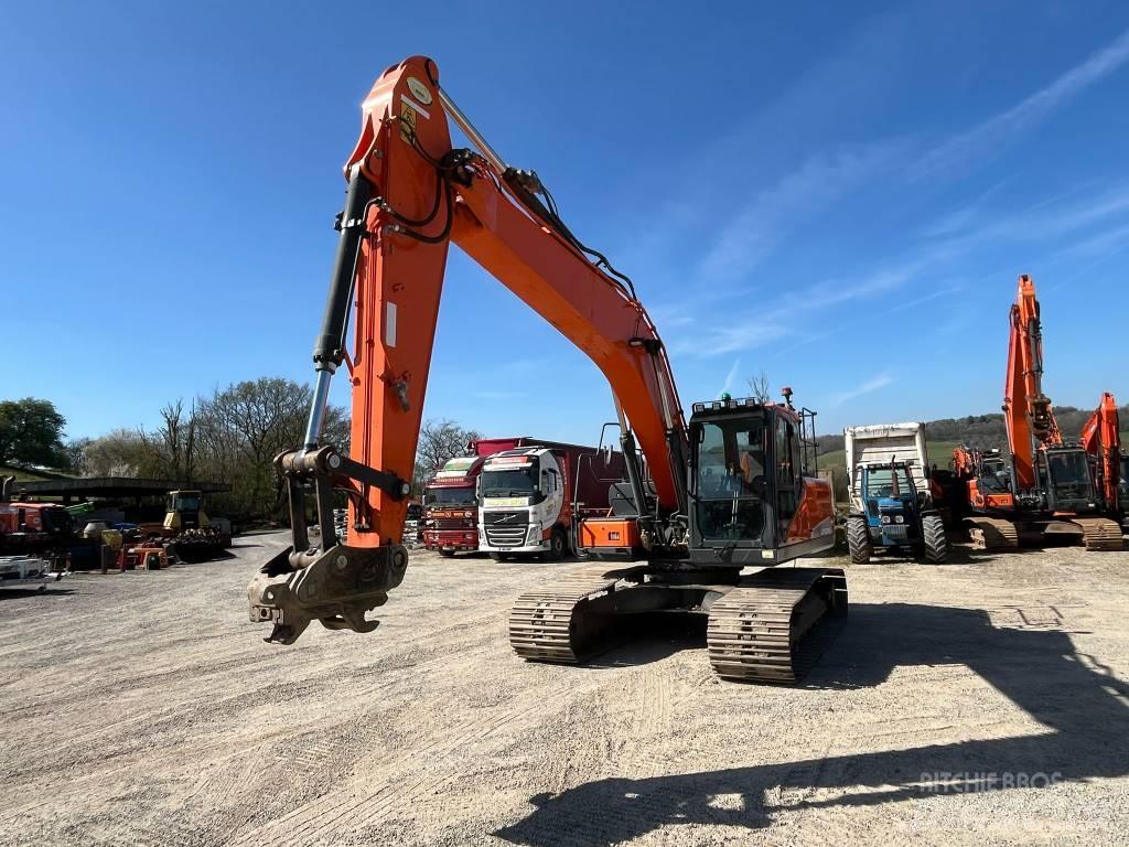 Doosan DX 225 Escavatori cingolati