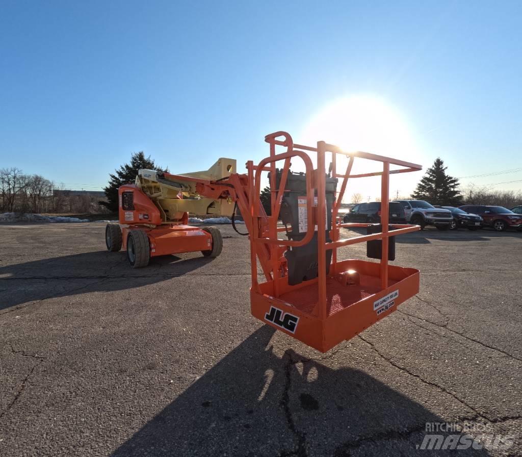 JLG E 450 AJ Piattaforme a braccio articolato