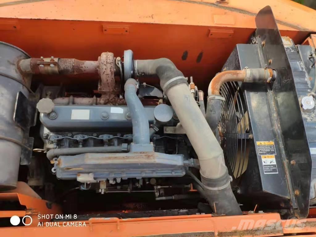 Doosan DH210W-7 Escavatori gommati