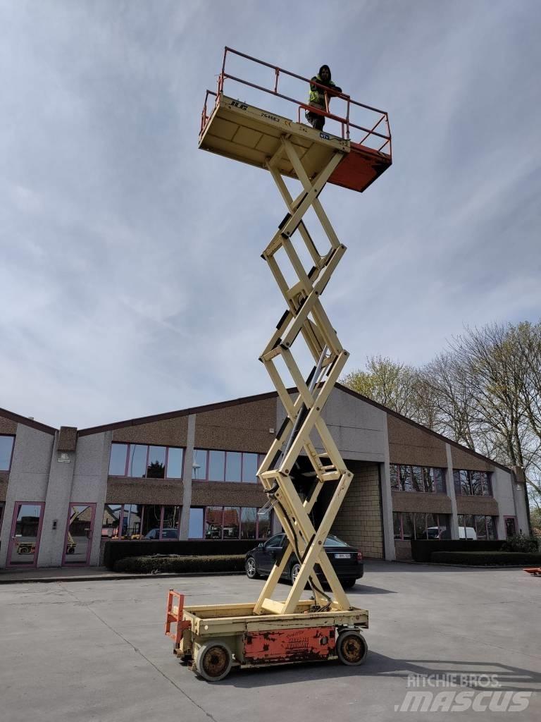 JLG 2646 E 3 Piattaforme a pantografo