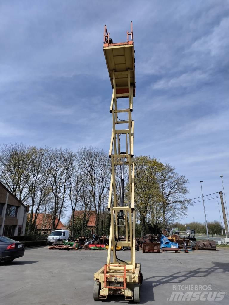JLG 2646 E 3 Piattaforme a pantografo