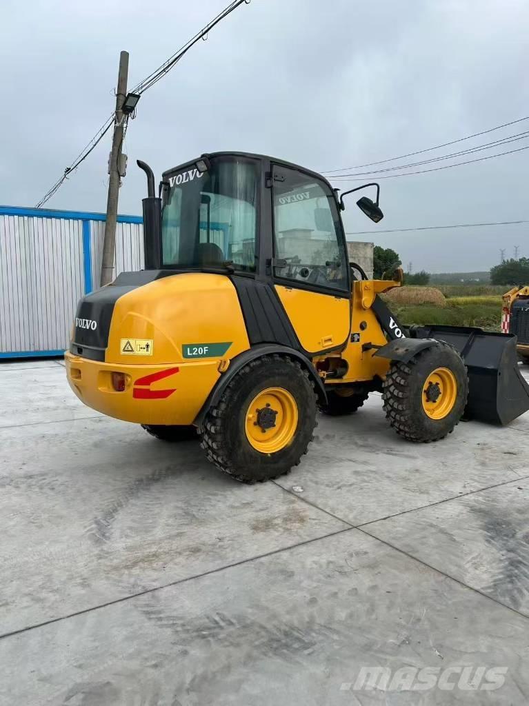 Volvo L 20 F Pale gommate