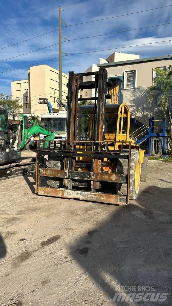 JCB S120 Elevatore per esterni