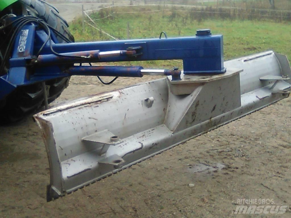 Esko 300 Grader
