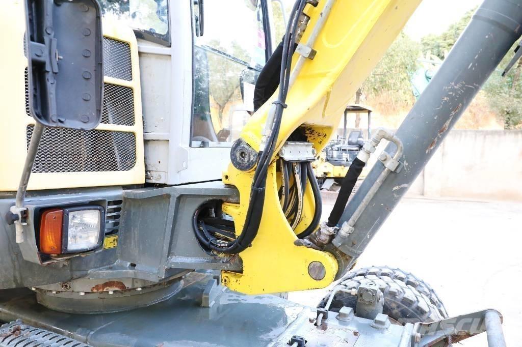 Wacker Neuson 6503 Escavatori gommati