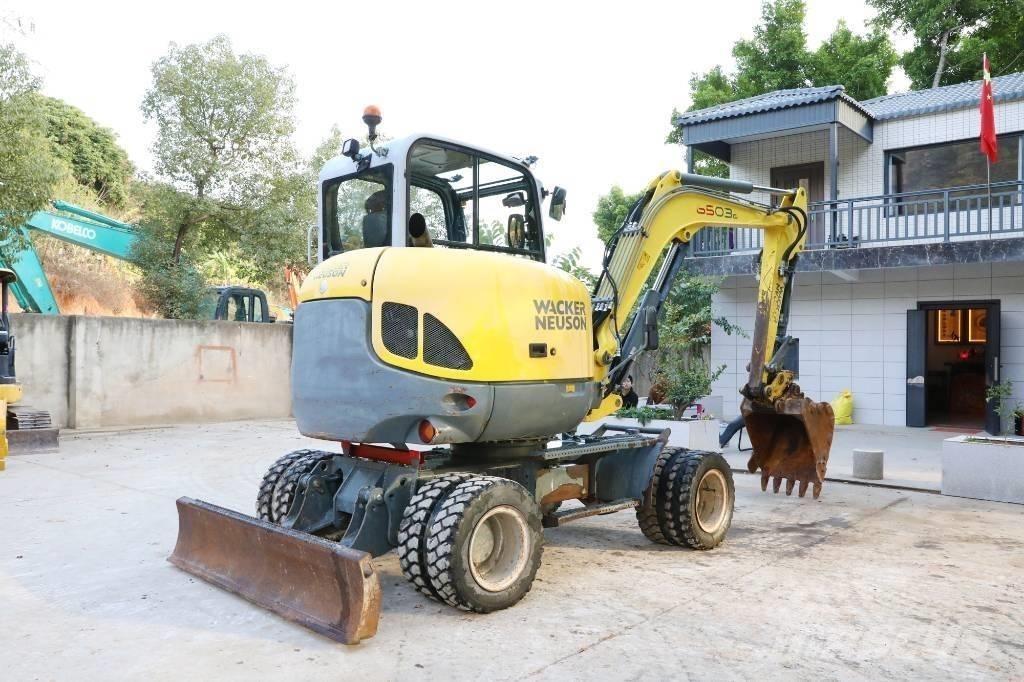 Wacker Neuson 6503 Escavatori gommati