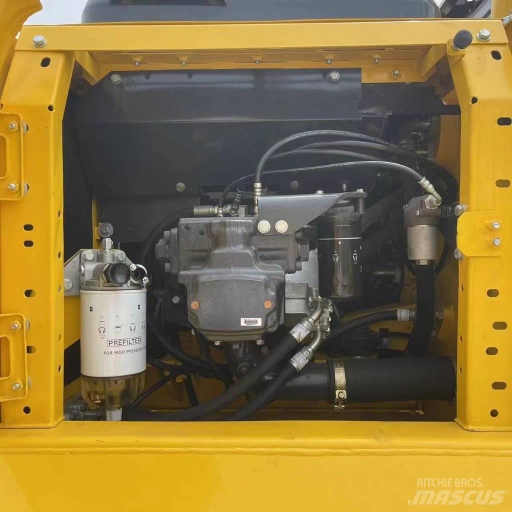 Komatsu PC200 Escavatori cingolati