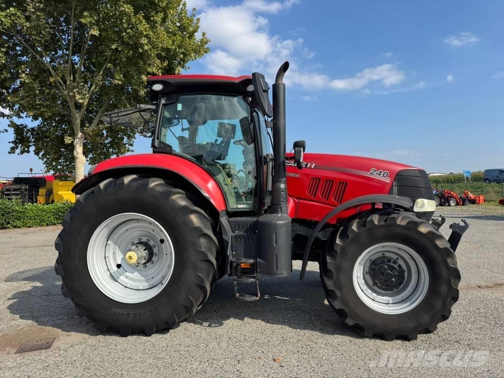 Case IH Puma 240 CVX Trattori
