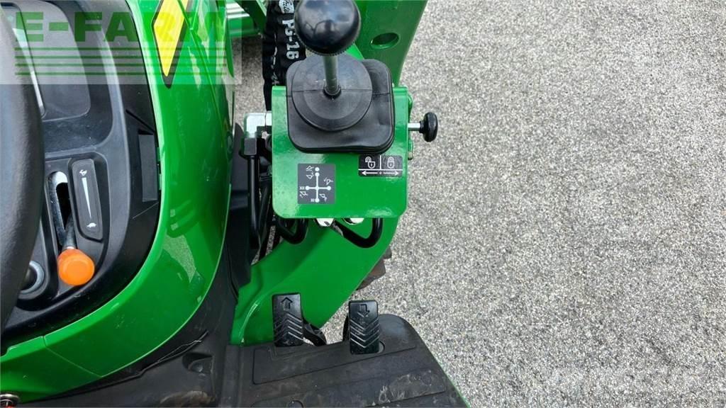 John Deere 3025E Trattori