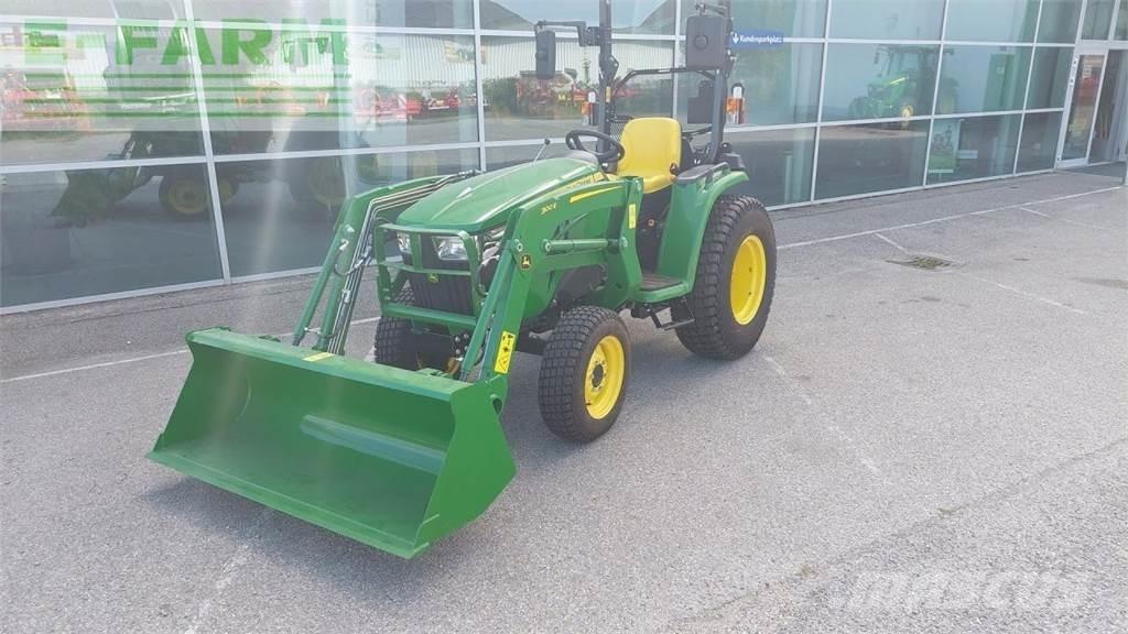 John Deere 3025E Trattori